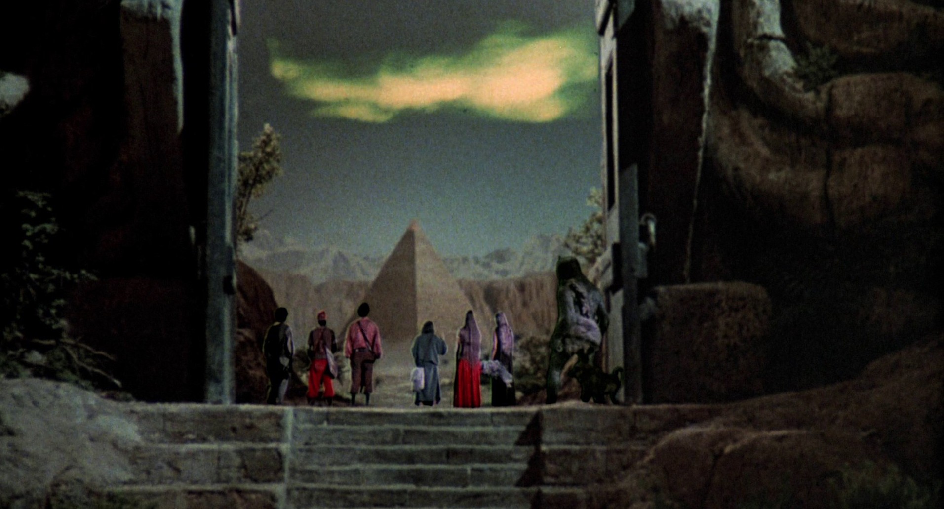 Sinbad and the Eye of the Tiger (1977) —  shot,  lighting