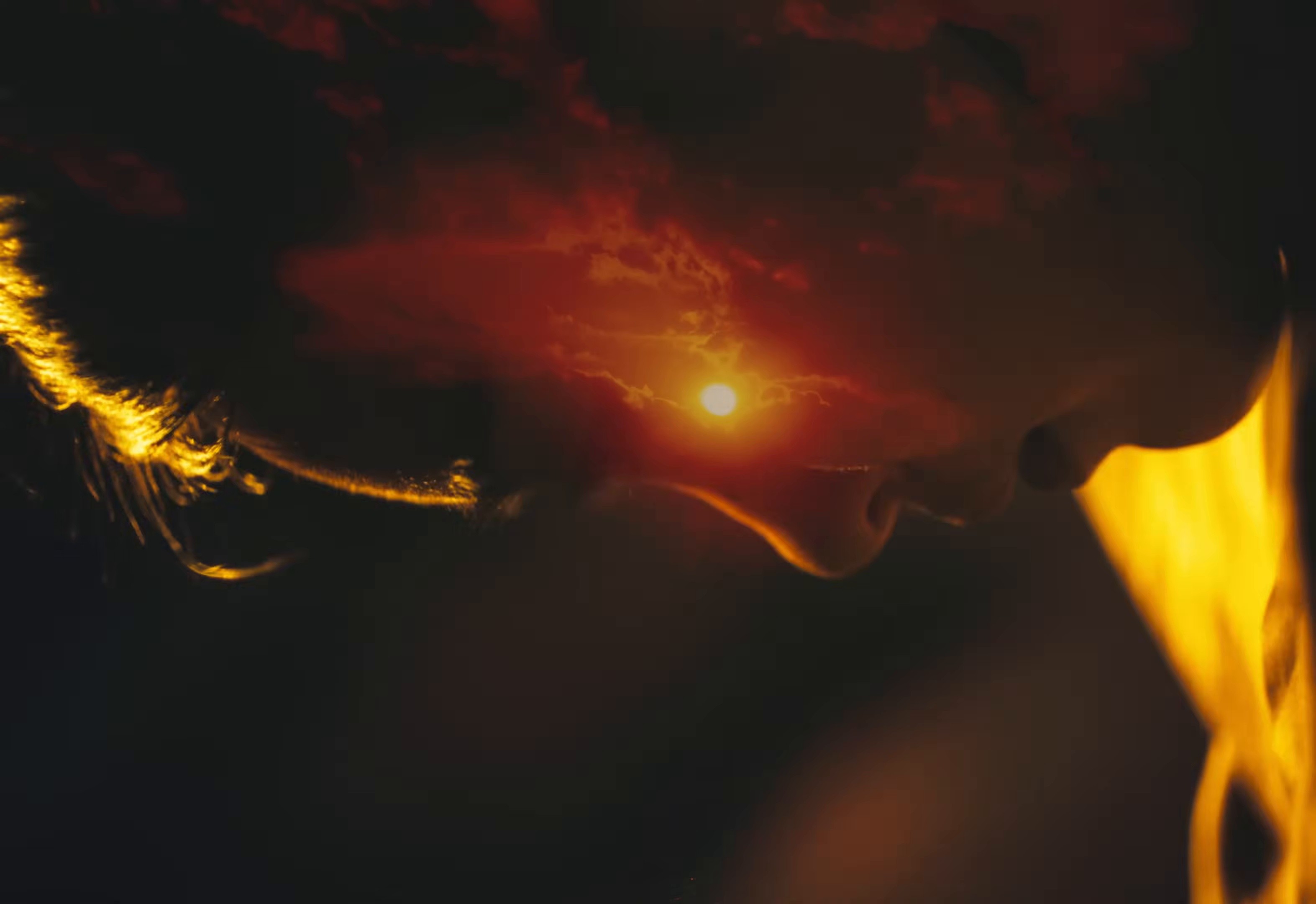 1993 (2025) —  shot,  lighting