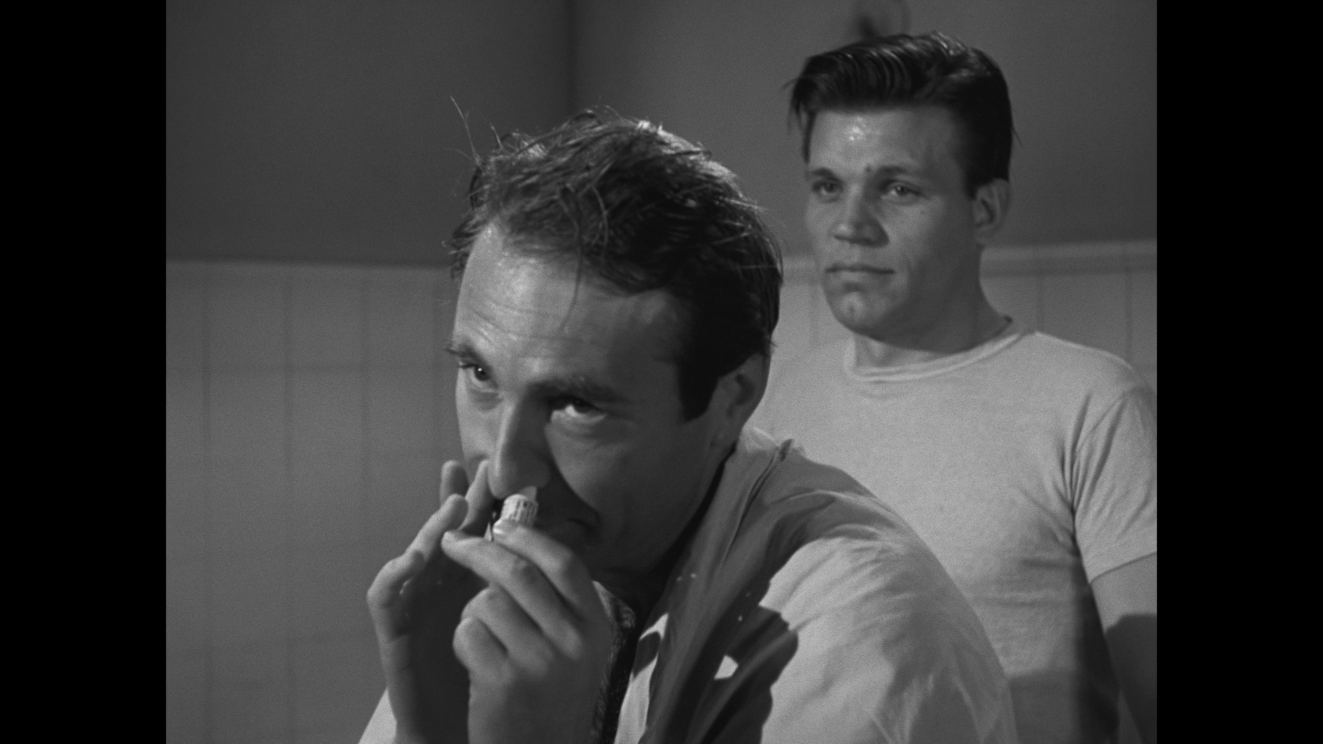 Where the Sidewalk Ends (1950) —  shot,  lighting