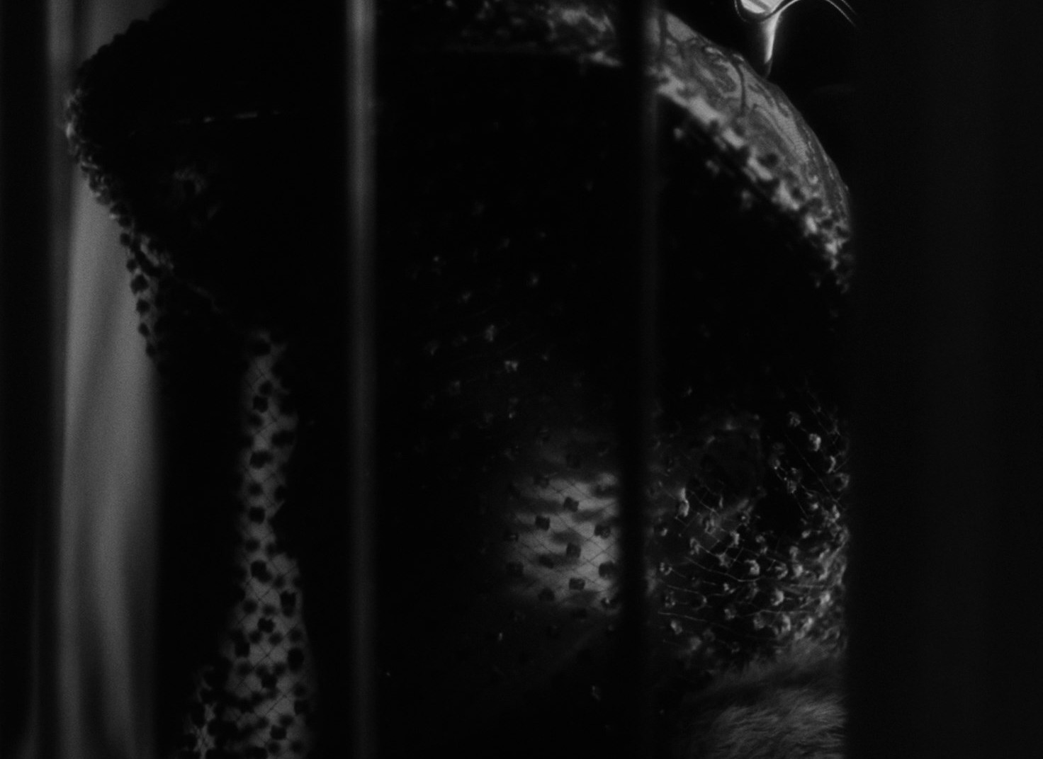 Douce (1943) —  shot,  lighting