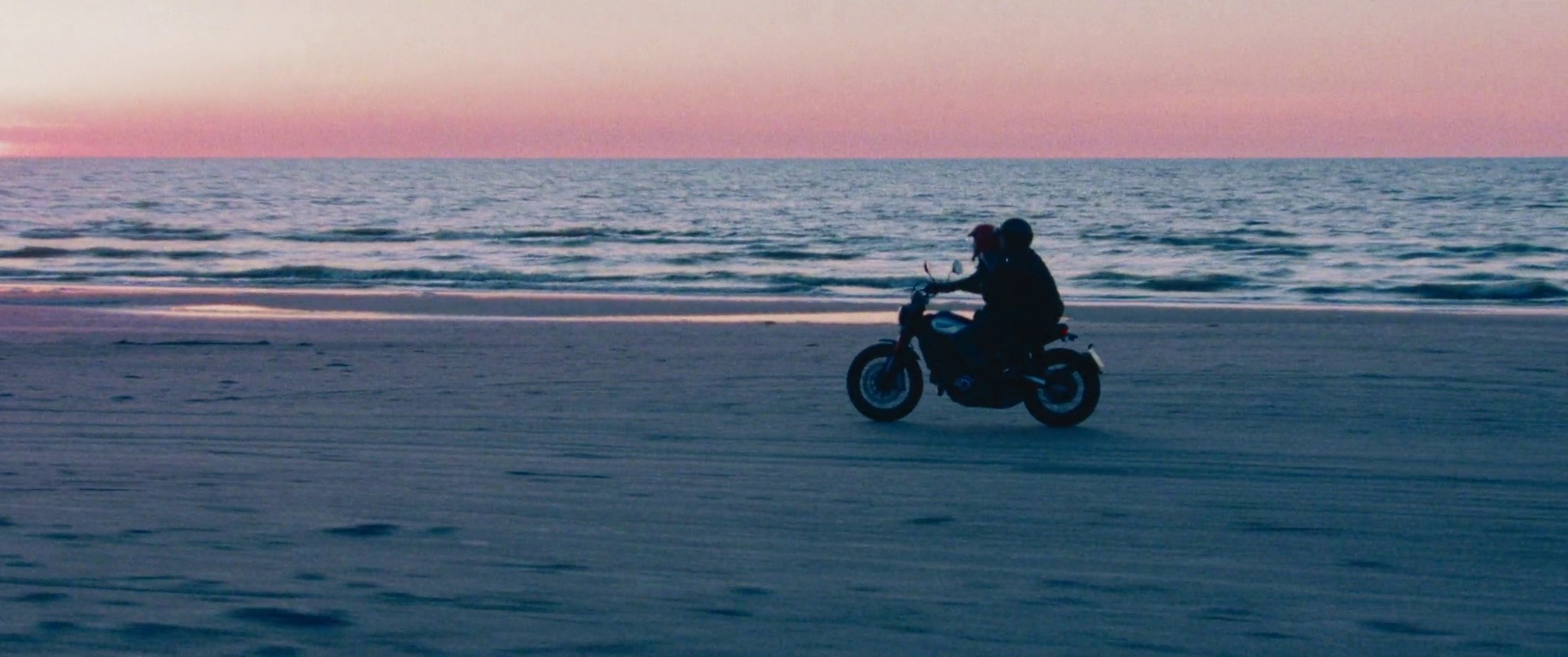 Be somebody (2021) —  shot,  lighting