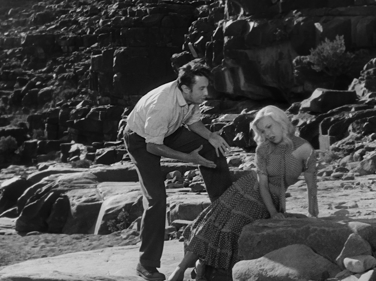 Manon (1949) —  shot,  lighting