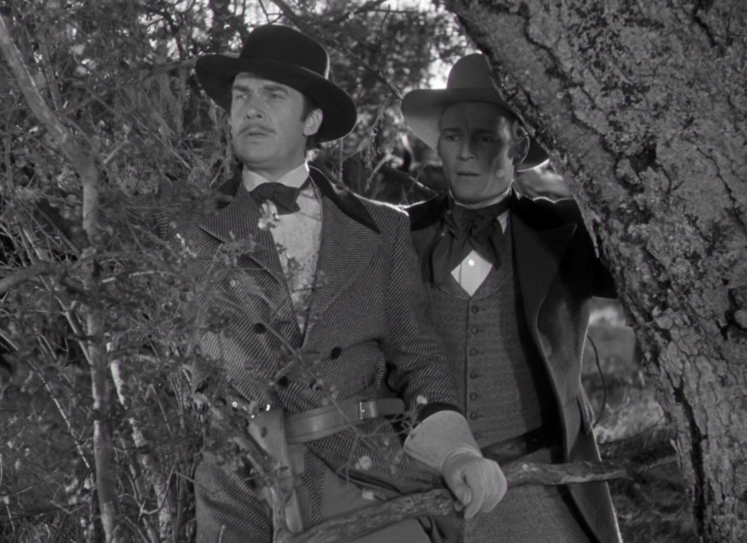 Dark Command (1940) —  shot,  lighting