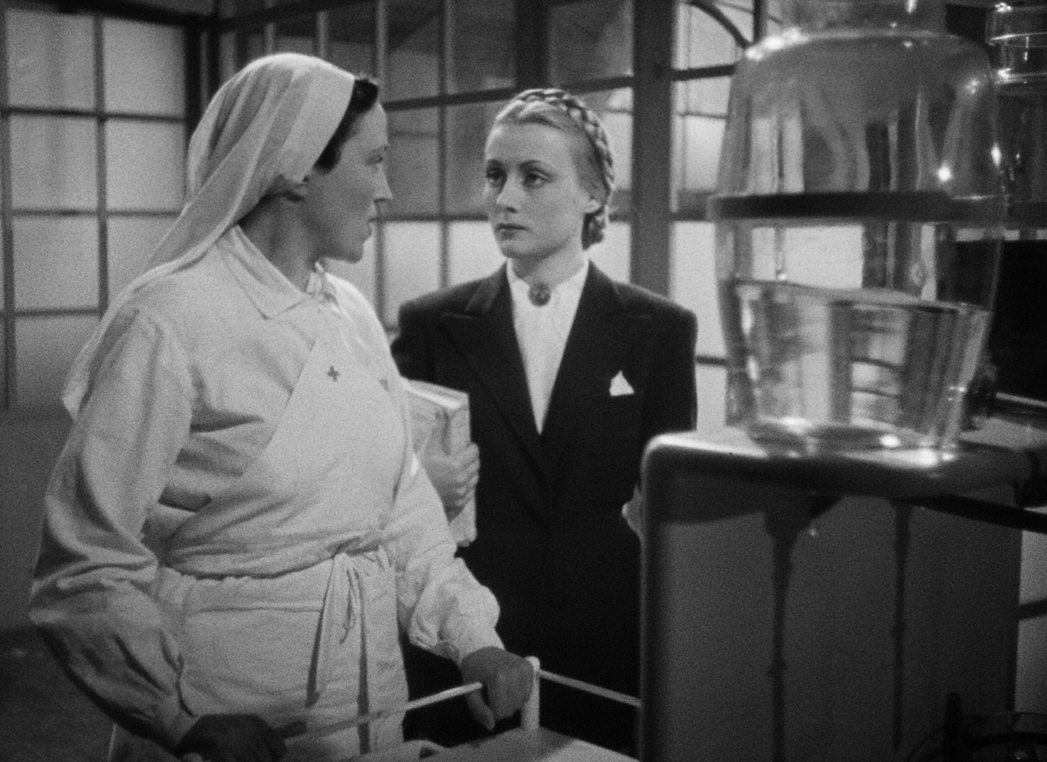 Le Corbeau (1943) —  shot,  lighting