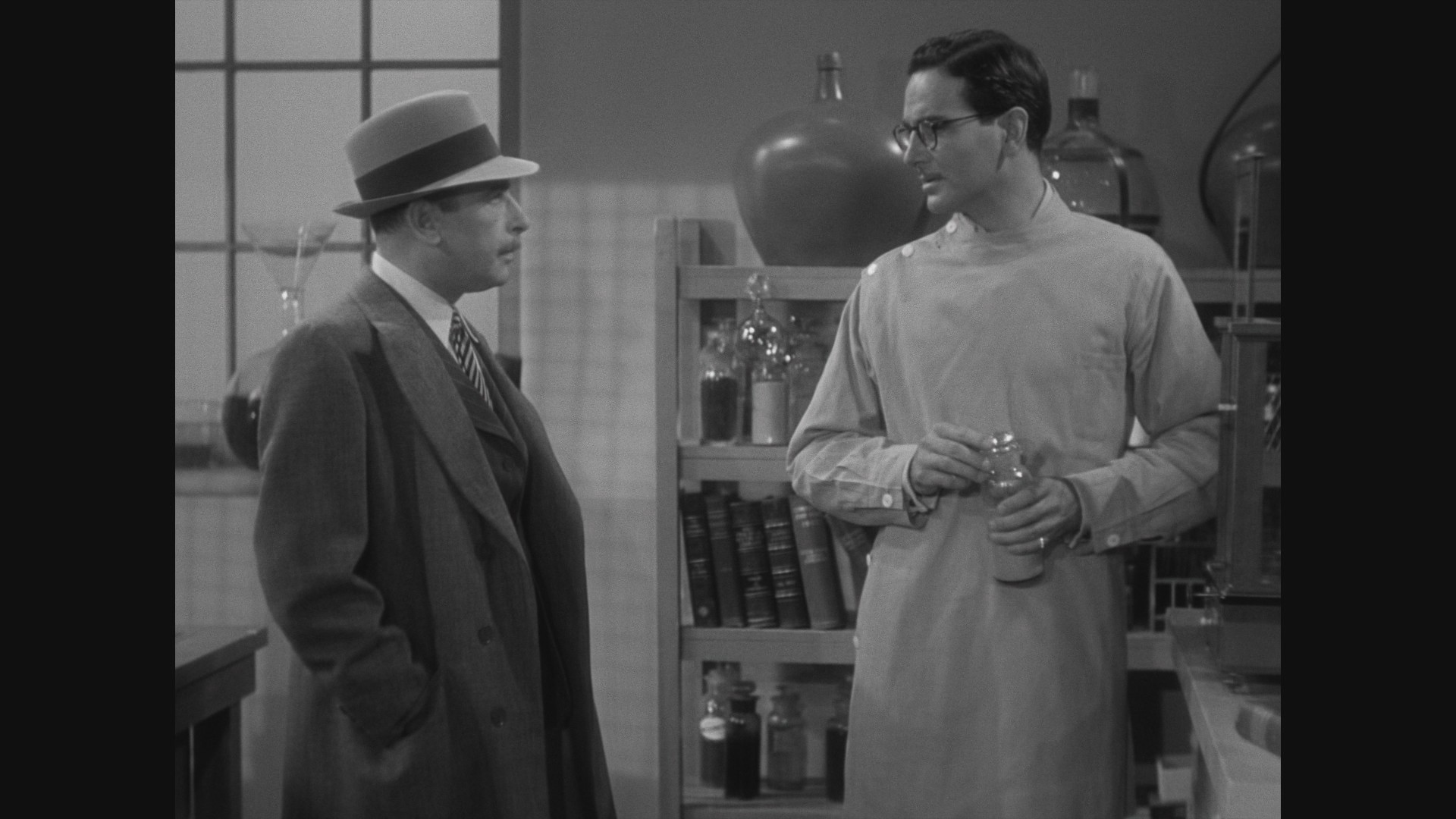 The Invisible Man Returns (1940) —  shot,  lighting