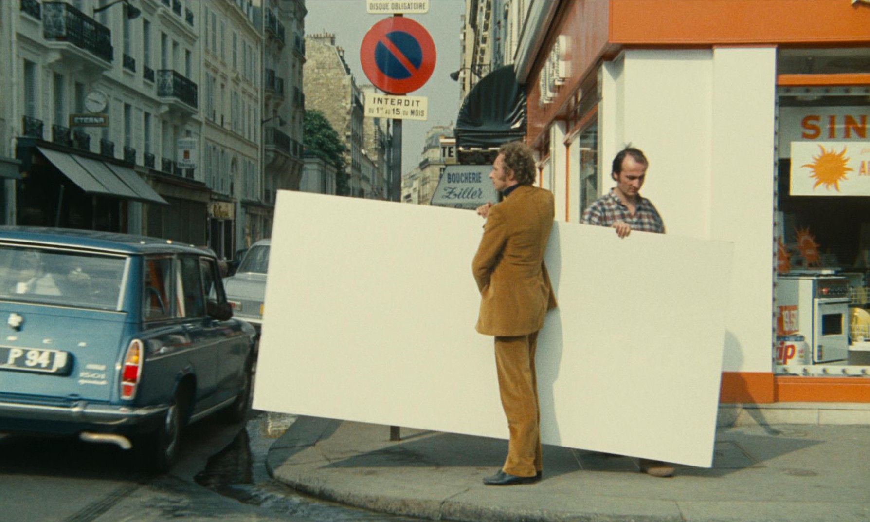 Distracted (1970) —  shot,  lighting