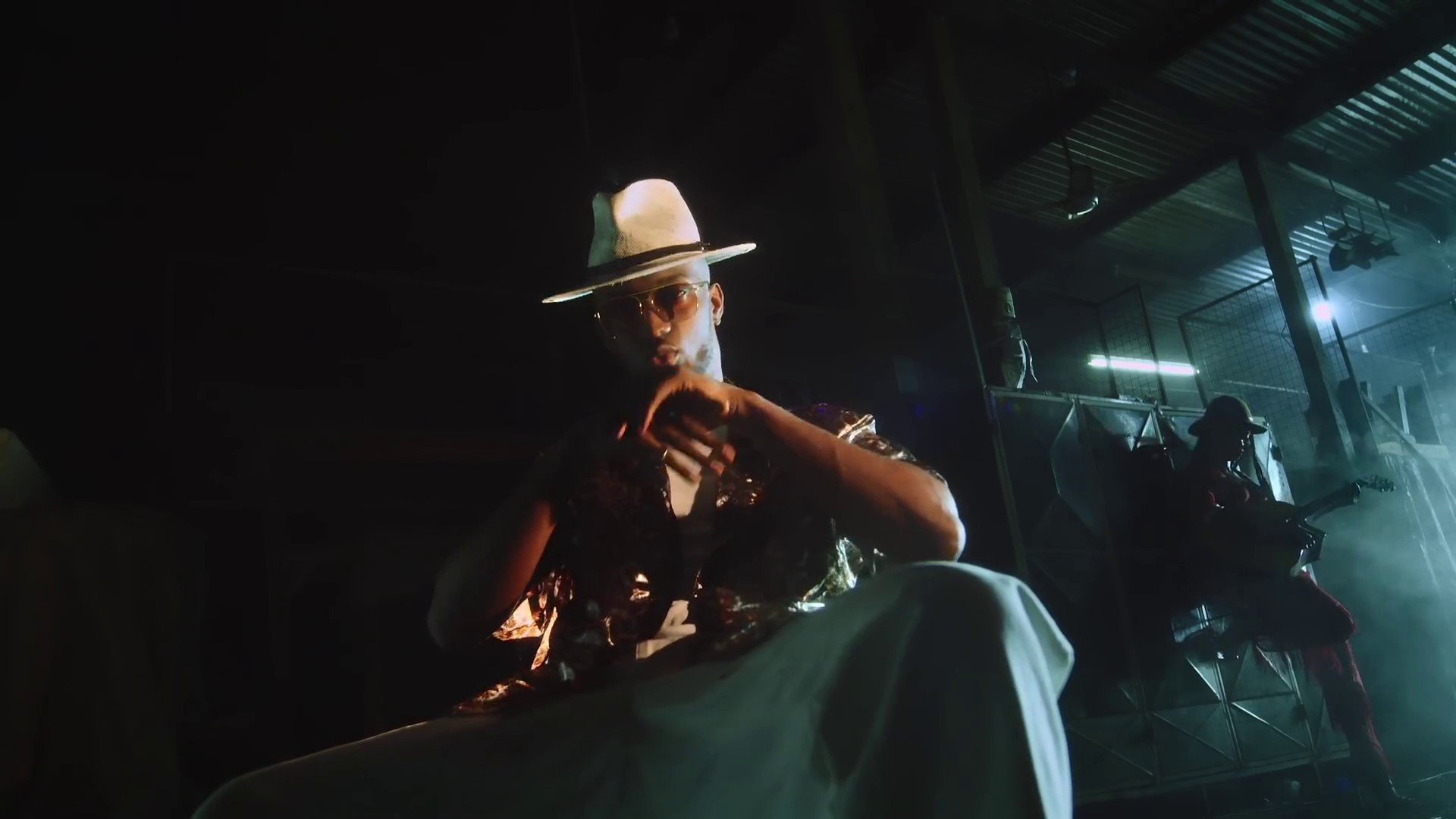 LoLo (2019) —  shot,  lighting