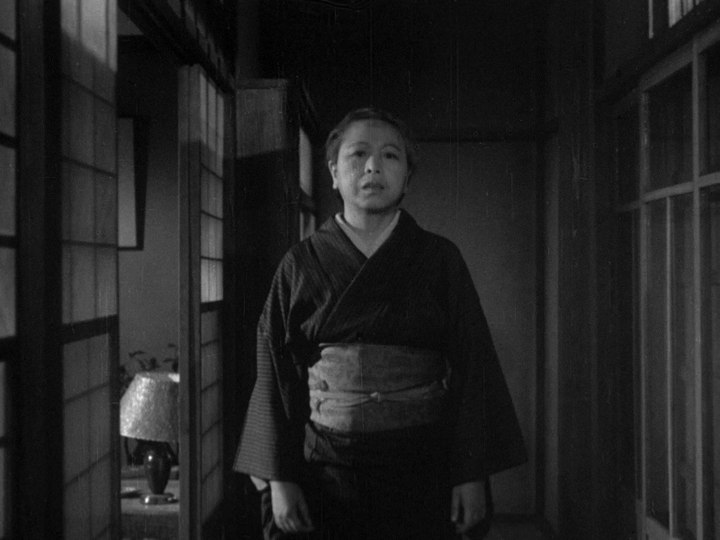 Yama no oto (1954) —  shot,  lighting