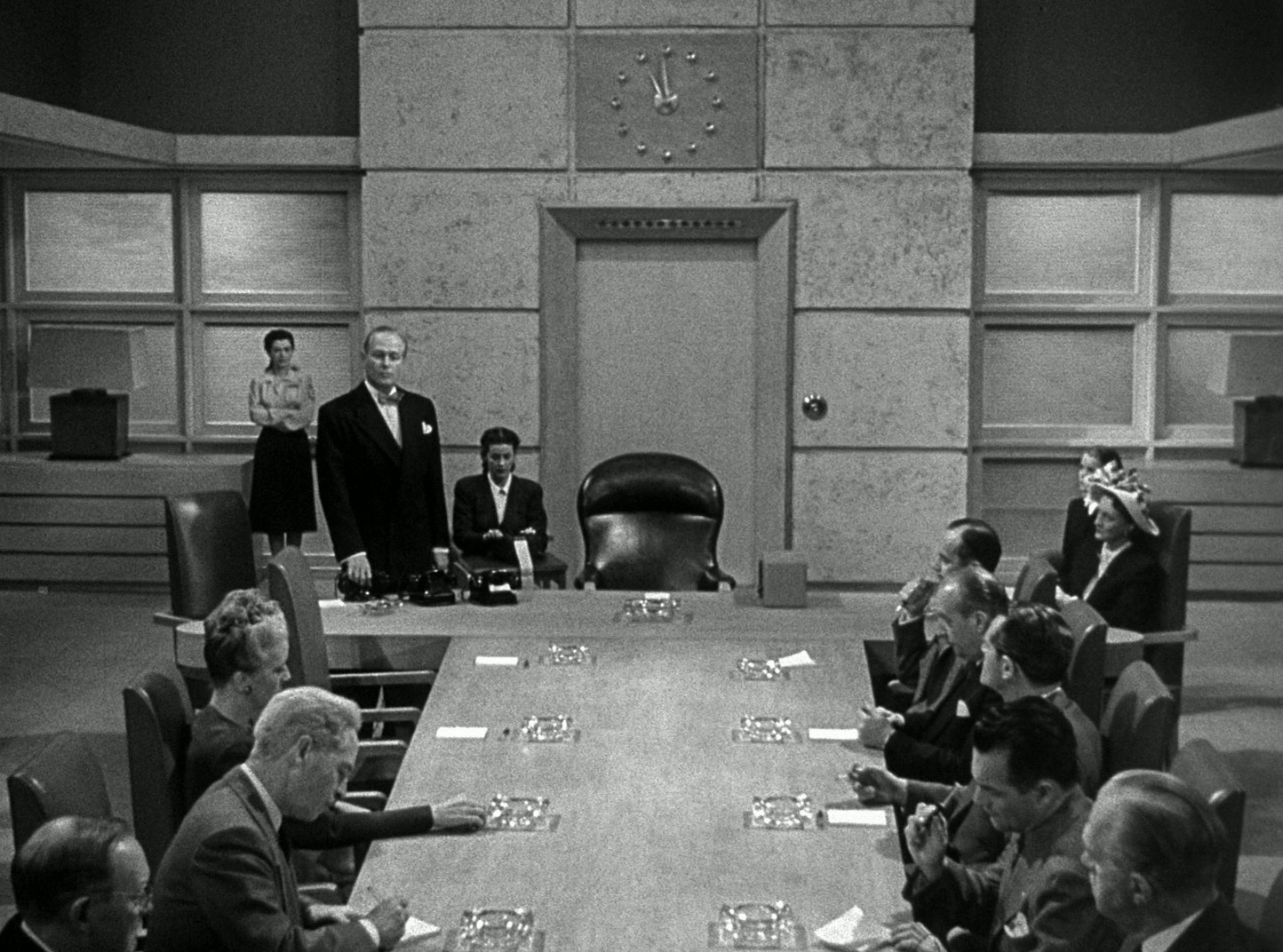 The Big Clock (1948) —  shot,  lighting