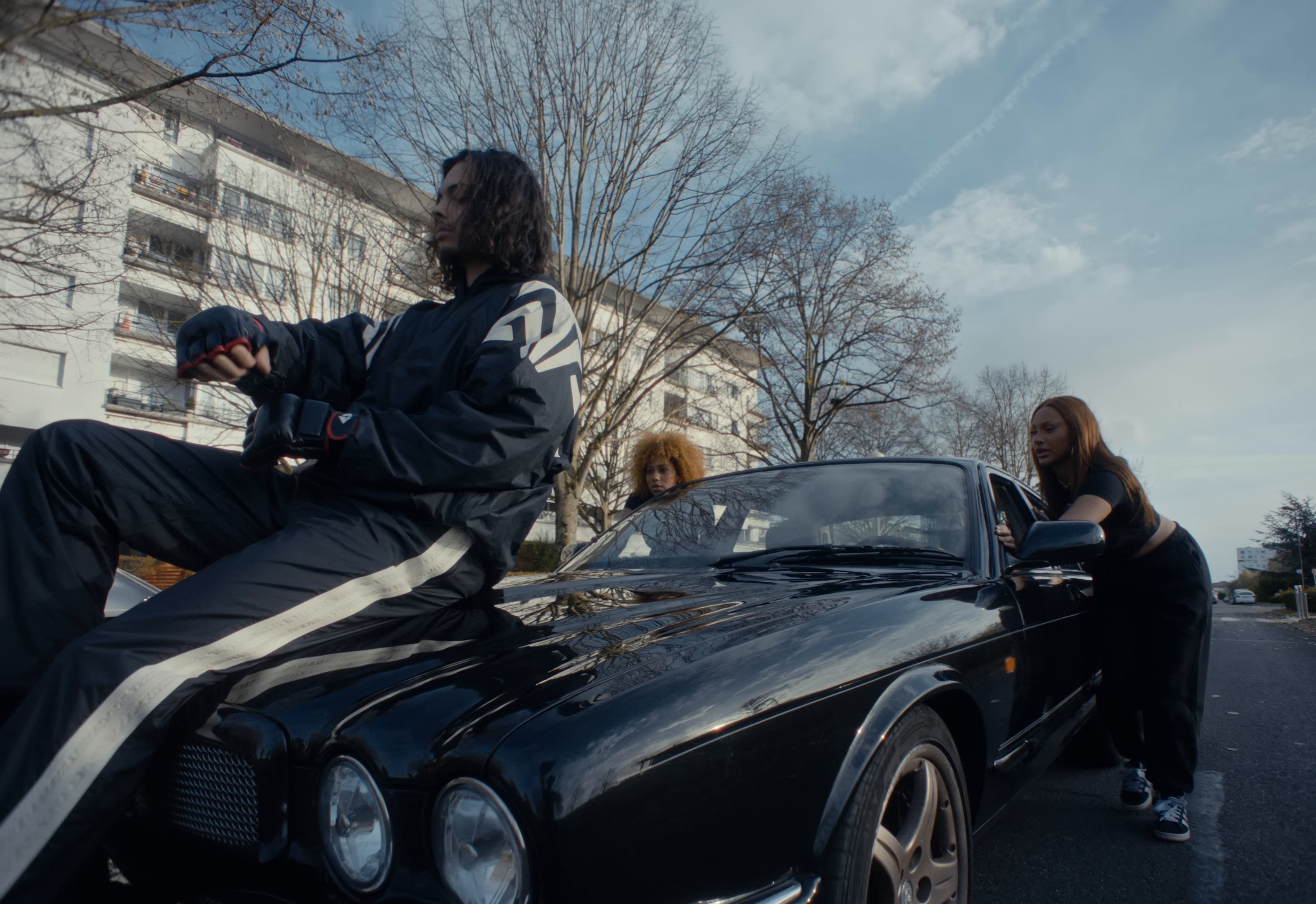 MHD en 2016 (2024) —  shot,  lighting