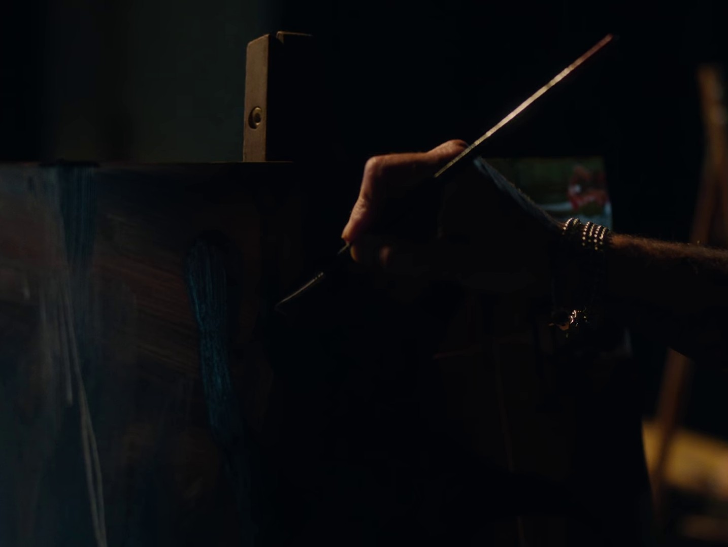 I Love You, I Hate You  (2021) —  shot,  lighting