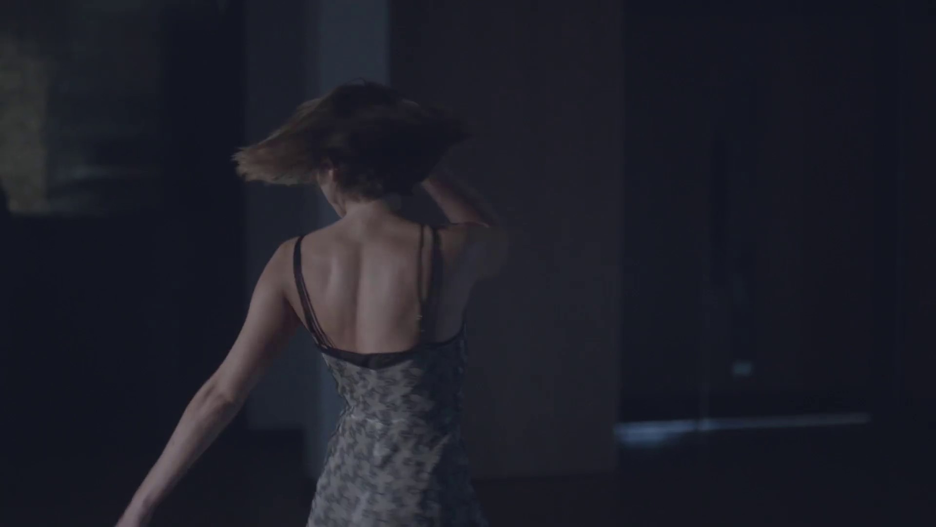 Sleep Sound (2021) —  shot,  lighting