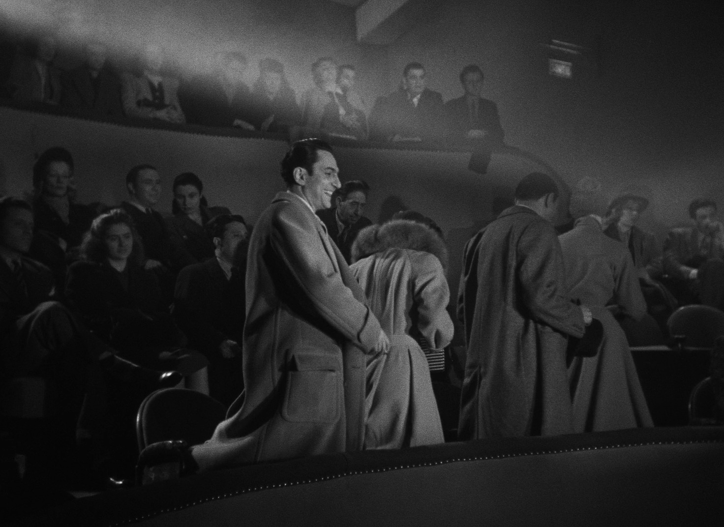 Monelle (1948) —  shot,  lighting