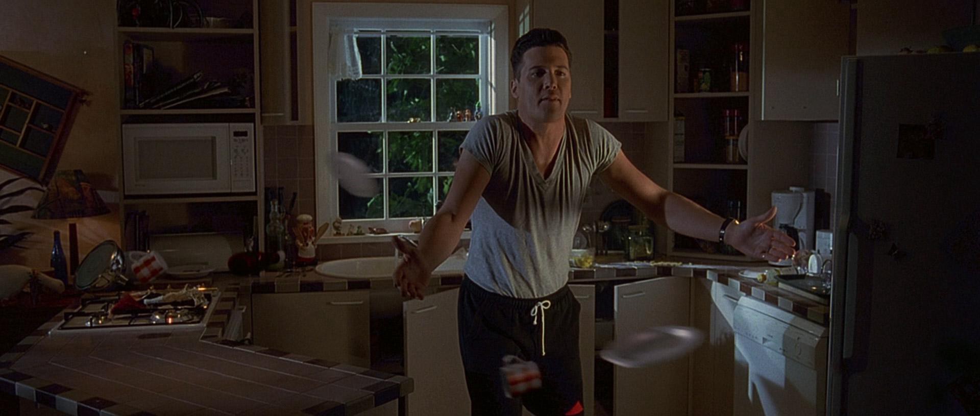 The Frighteners (1996) —  shot,  lighting