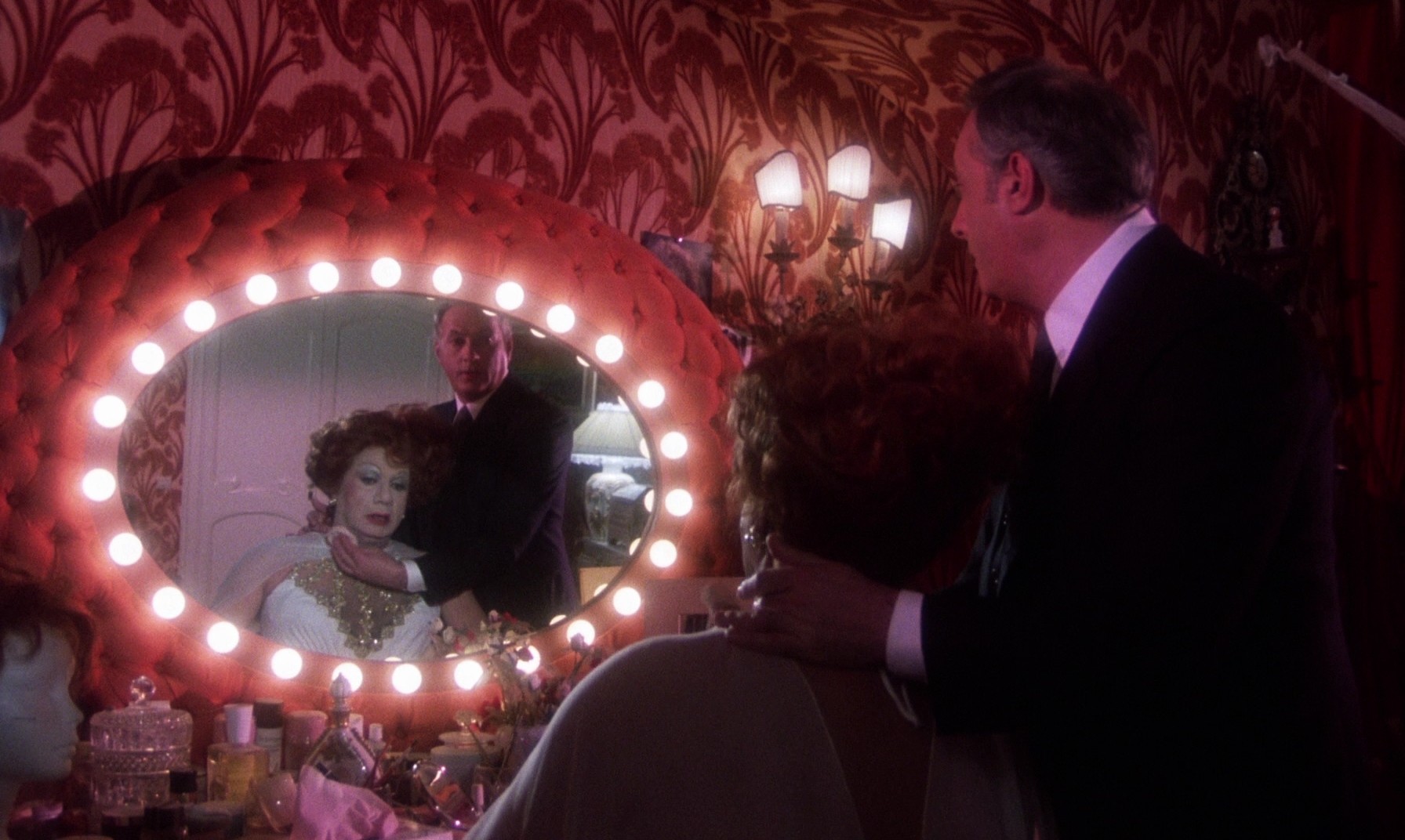 La Cage aux Folles (1978) —  shot,  lighting