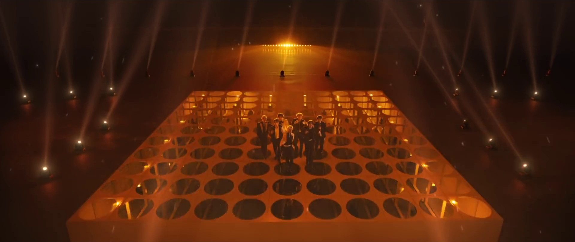 Butter (2021) —  shot,  lighting