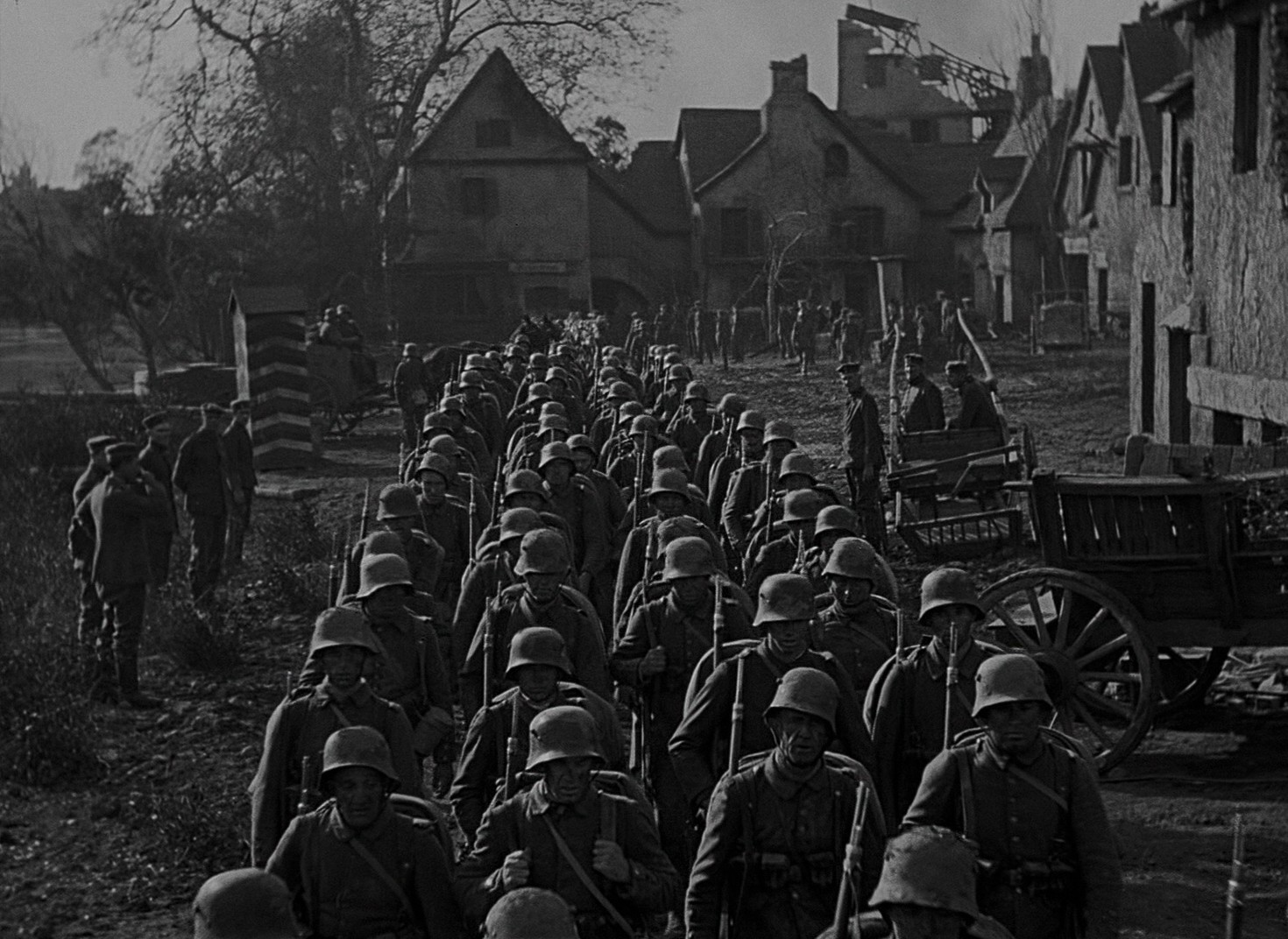 All Quiet on the Western Front (1930) —  shot,  lighting