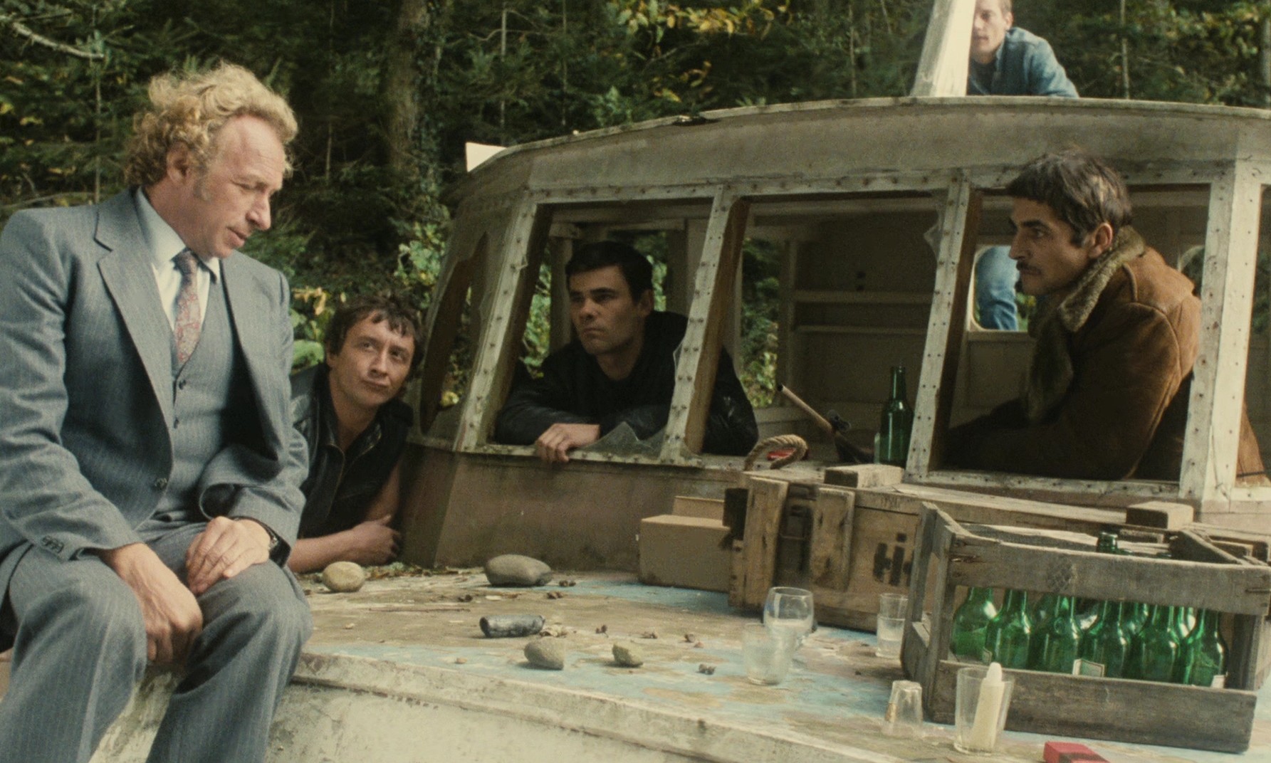 Pick Up Your Belongings (1983) —  shot,  lighting