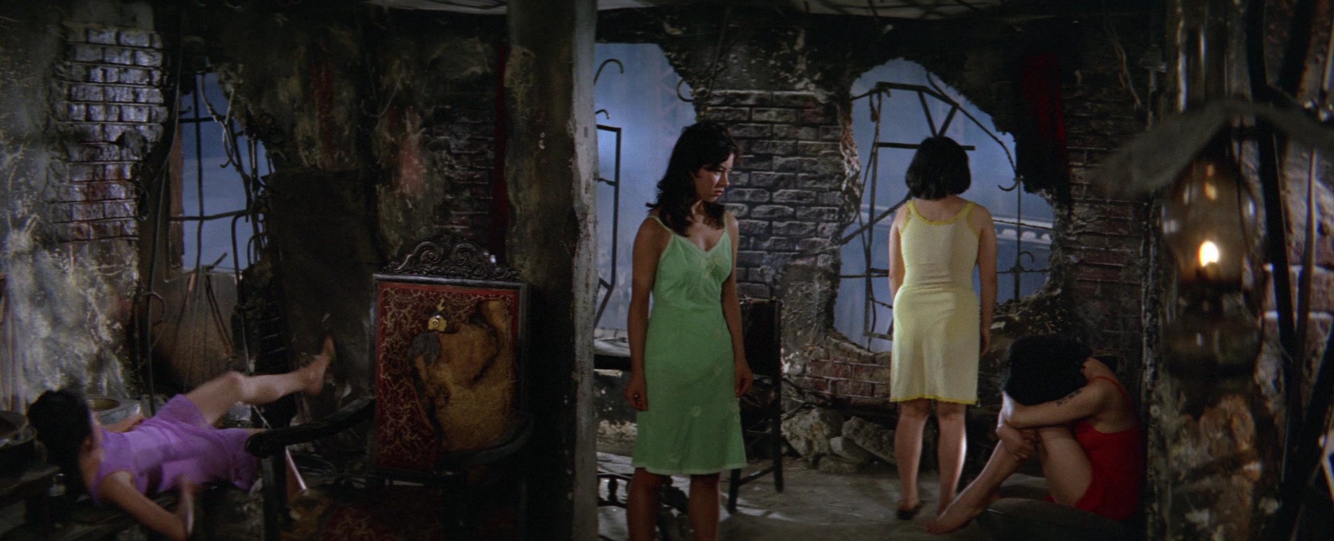 Gate of Flesh (1964) —  shot,  lighting