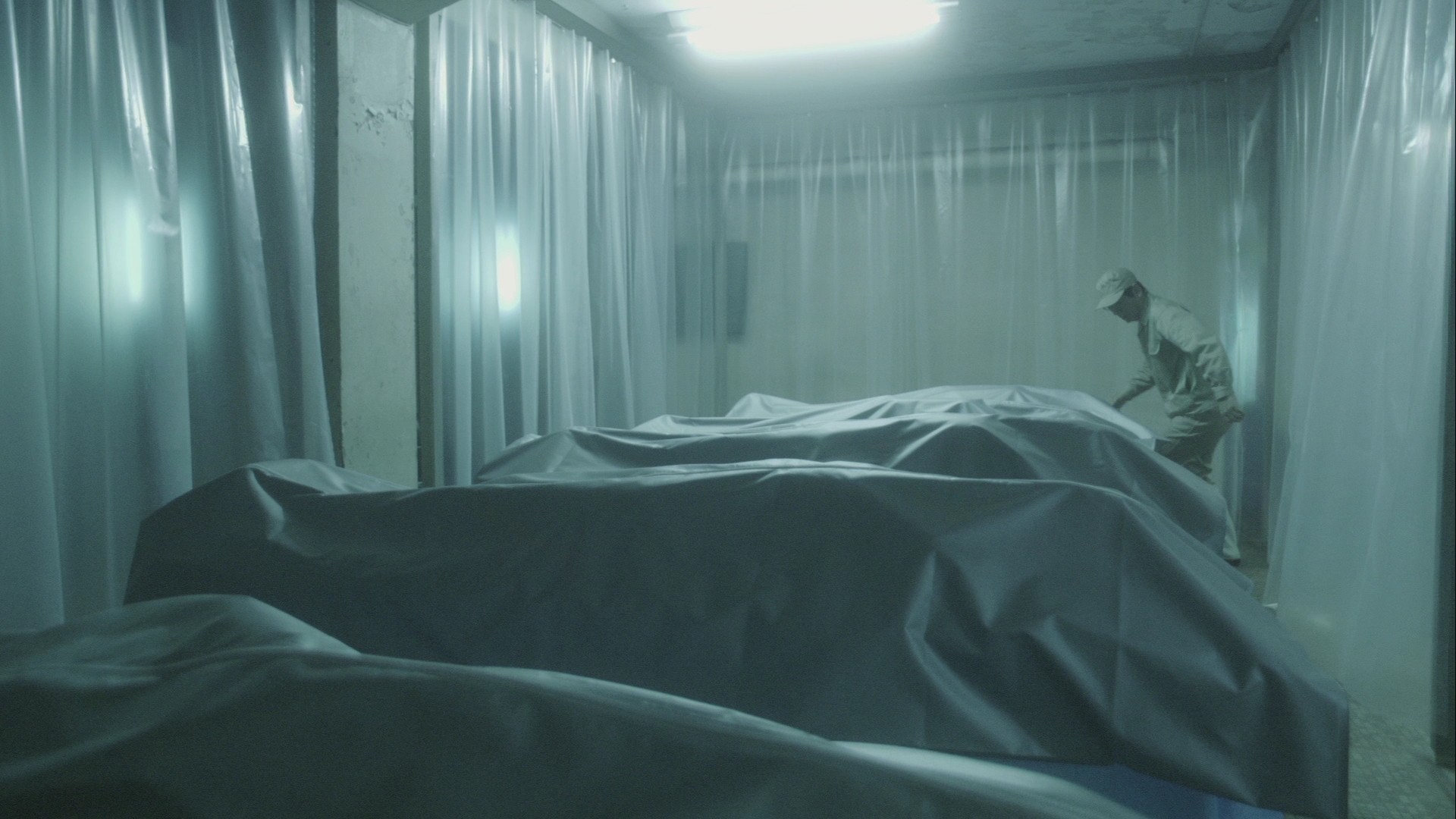 Exte: Hair Extensions (2007) —  shot,  lighting