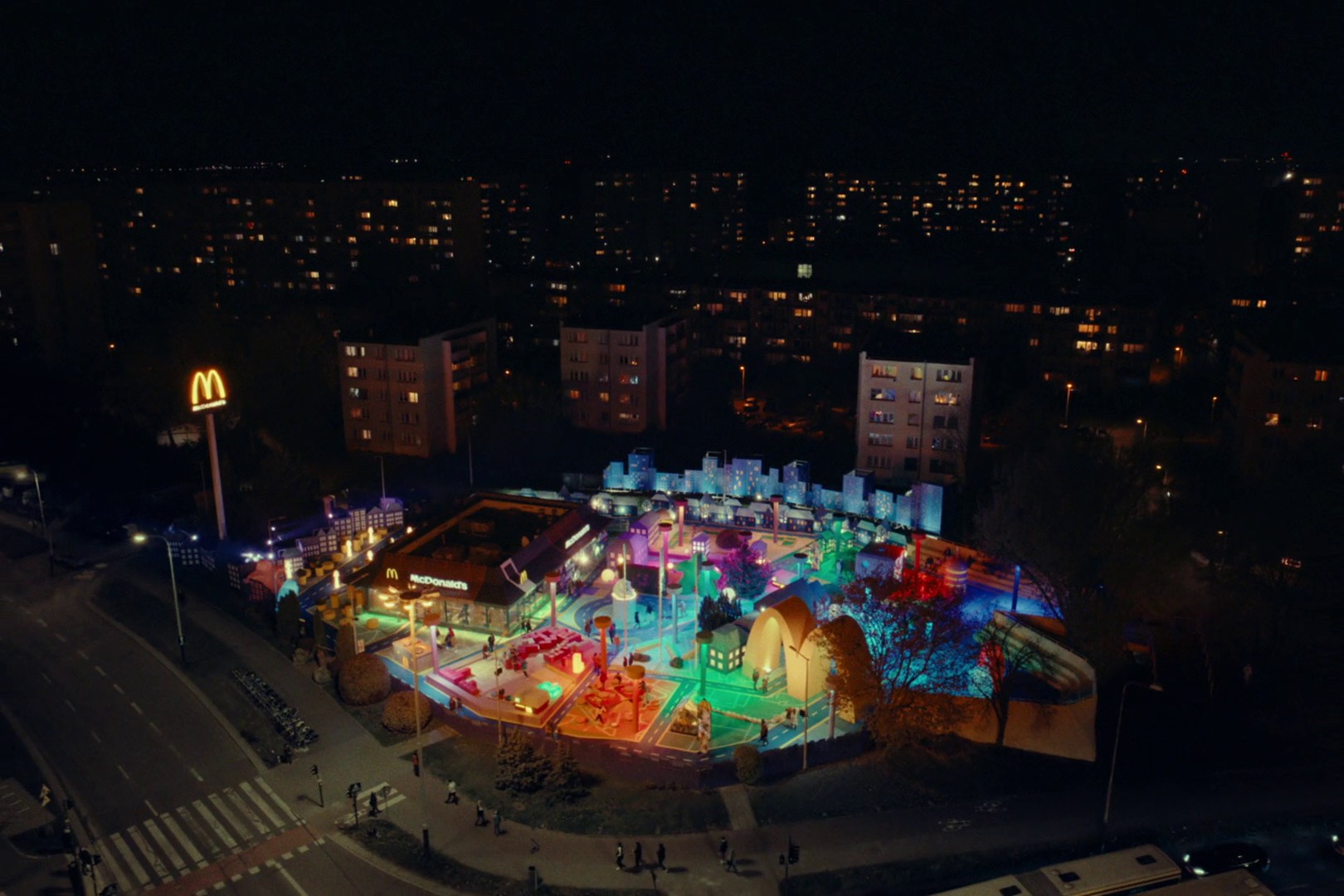 McDonald's - Winter. Spend it together (2023) —  shot,  lighting