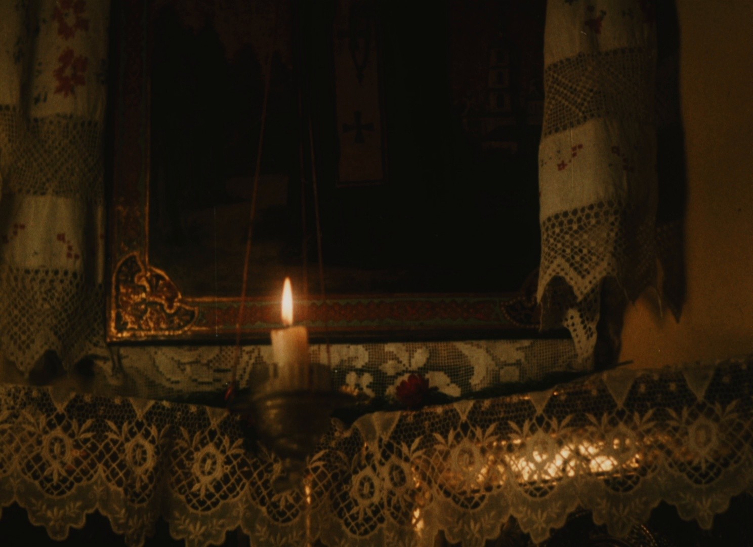 Semya vurdalakov (1990) —  shot,  lighting