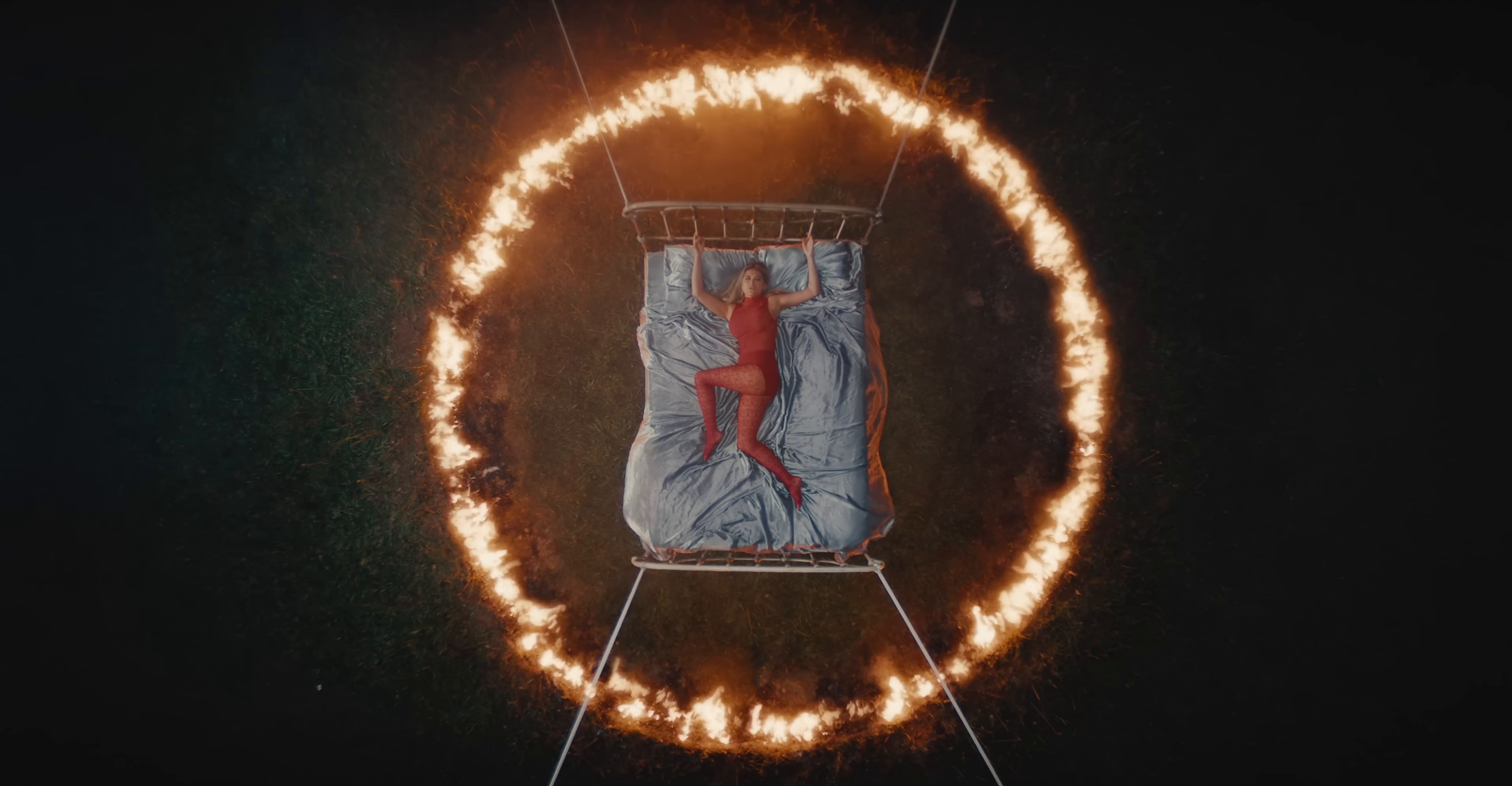 Hot Honey (2024) —  shot,  lighting