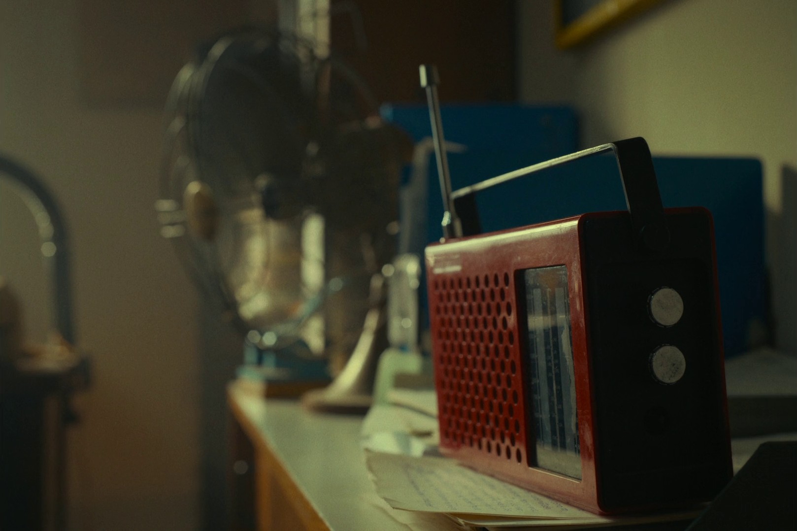 Argentina, 1985 (2022) —  shot,  lighting