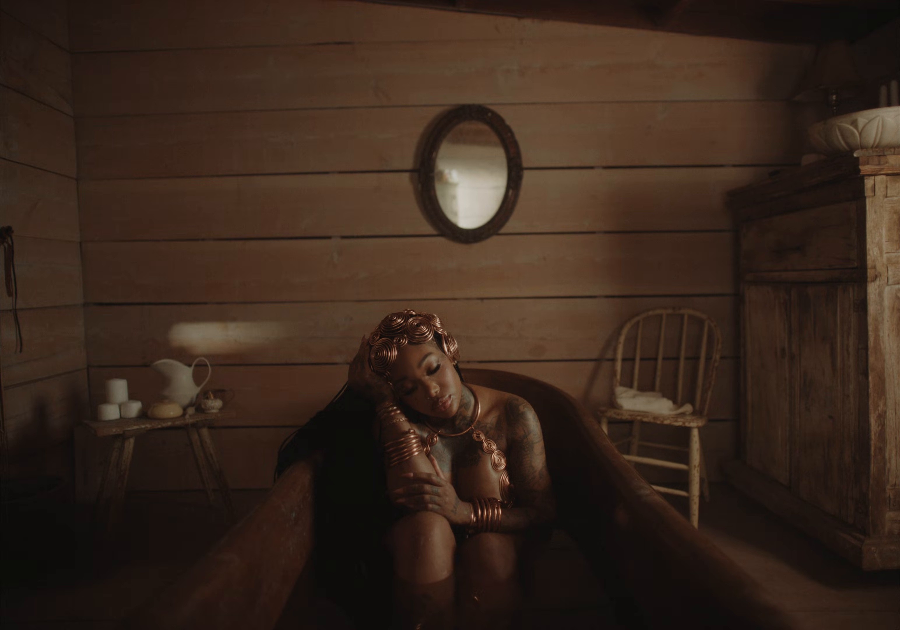 FMT (2025) —  shot,  lighting