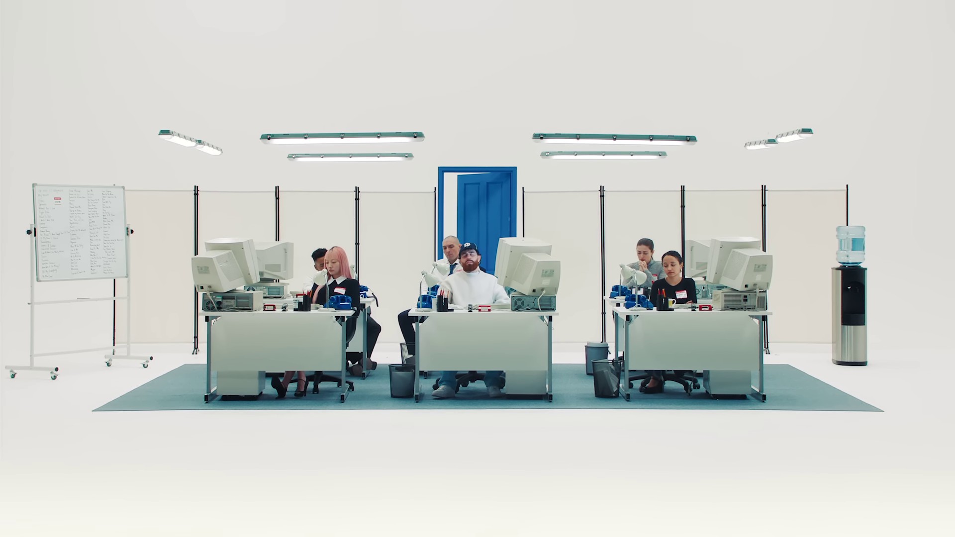 phones in heaven (2024) —  shot,  lighting