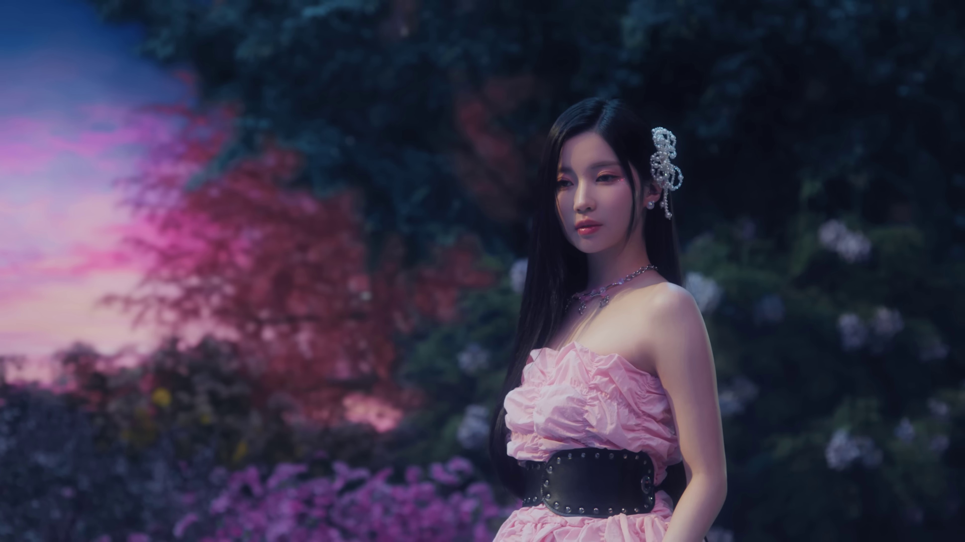 Stuck In The Middle (2024) —  shot,  lighting