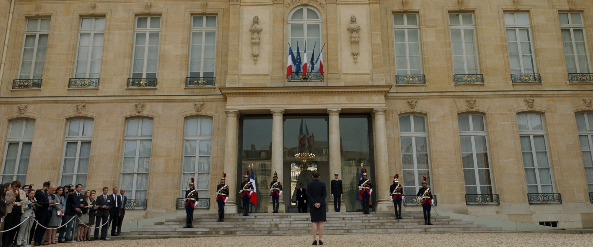 The 15:17 to Paris (2018) —  shot,  lighting