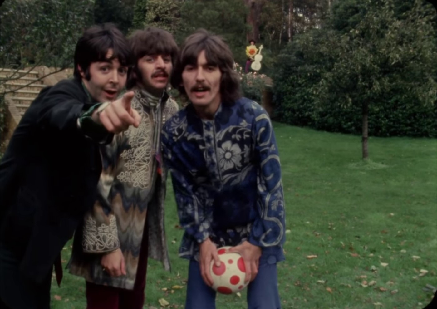 Blue Jay Way (1967) —  shot,  lighting