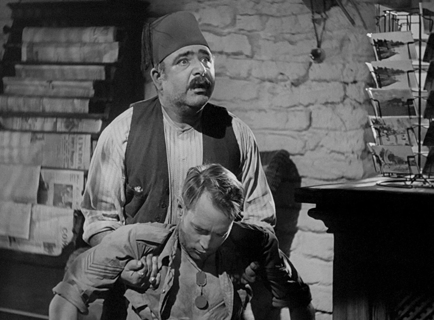 Five Graves to Cairo (1943) —  shot,  lighting