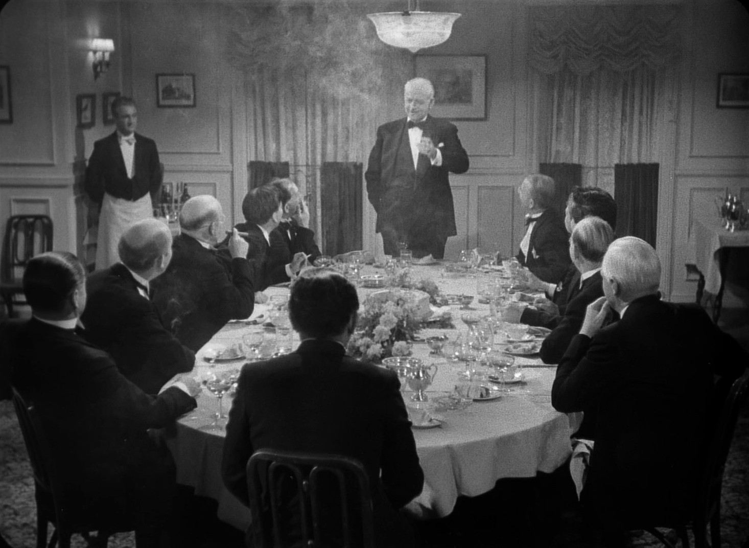 Scarlet Street (1945) —  shot,  lighting