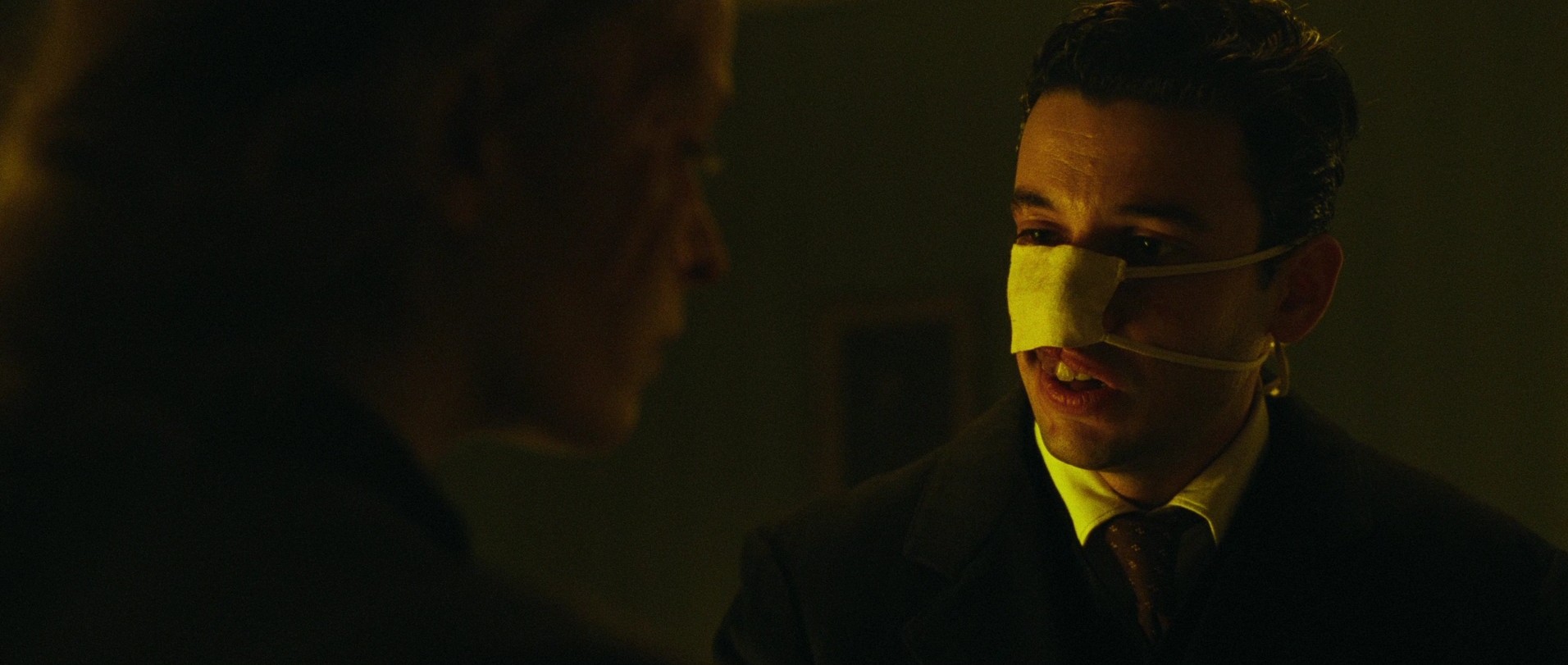 La chambre des officiers (2001) —  shot,  lighting