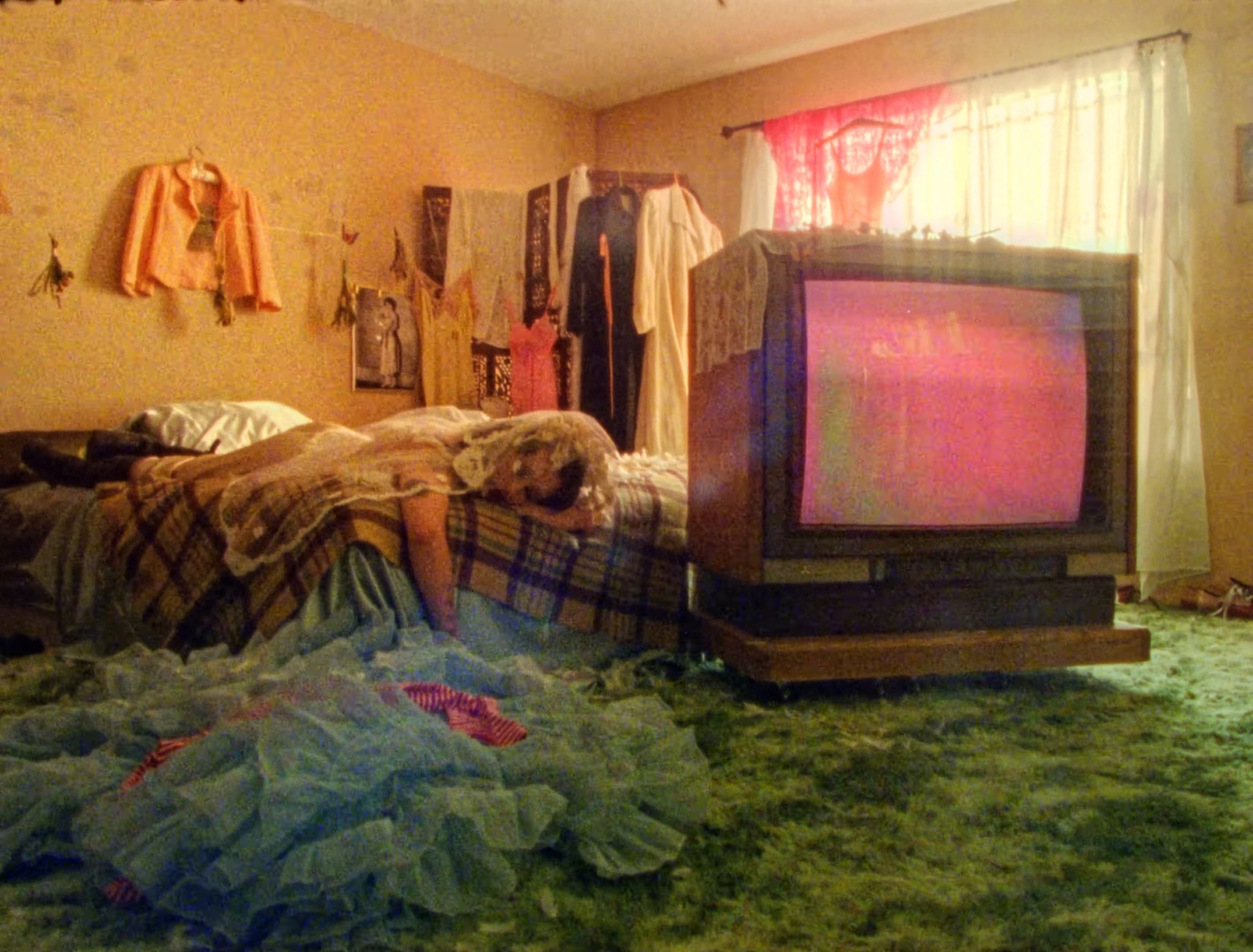 THUM (2026) —  shot,  lighting