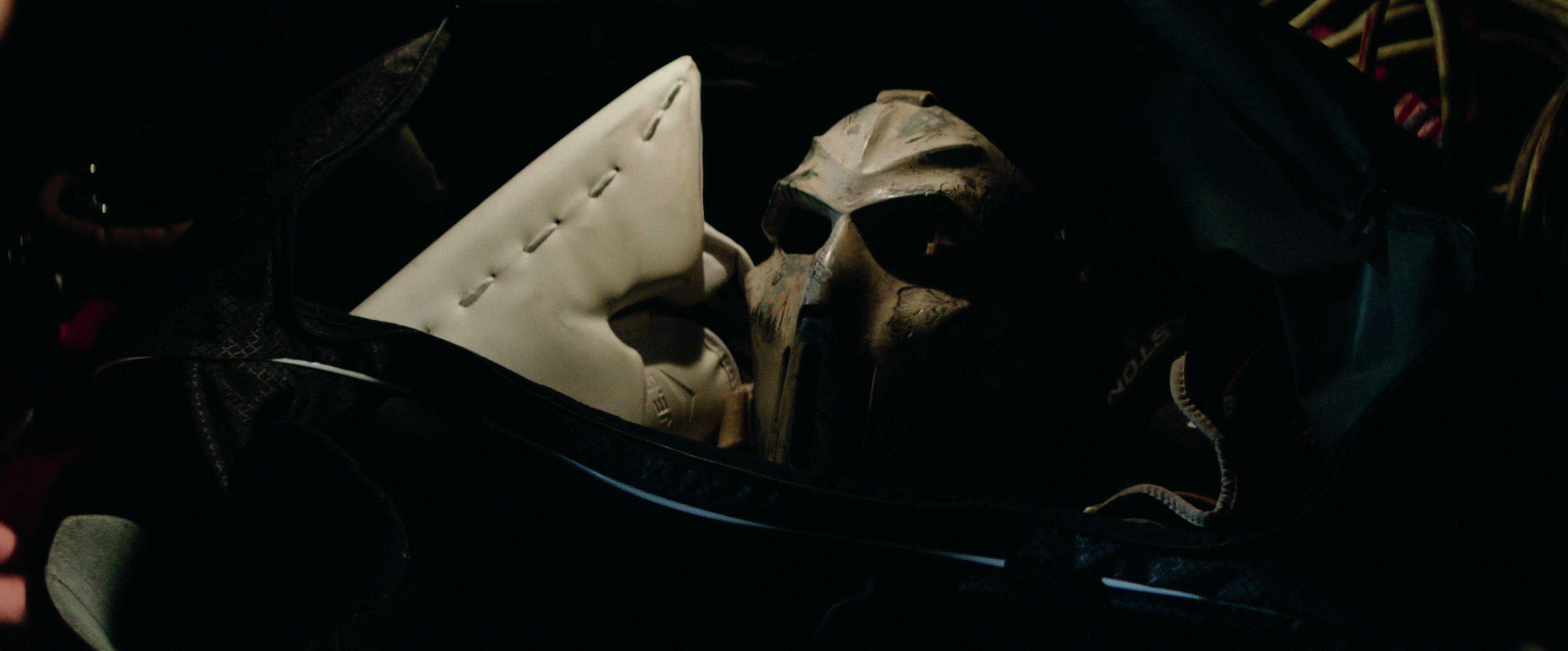 Teenage Mutant Ninja Turtles: Out of the Shadows (2016) —  shot,  lighting