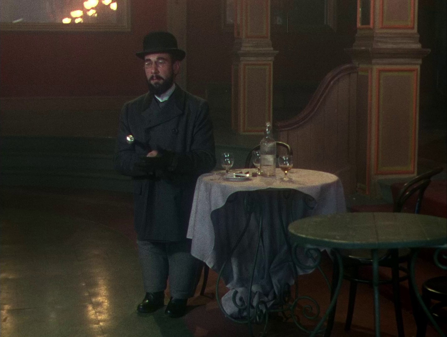 Moulin Rouge (1952) —  shot,  lighting