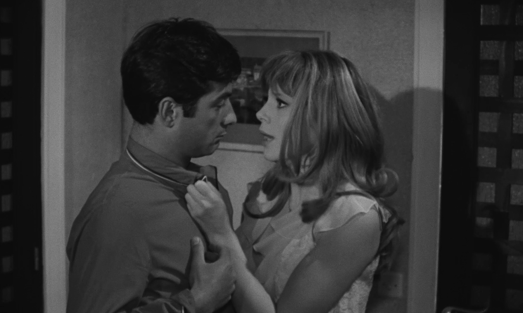 Male Hunt (1964) —  shot,  lighting