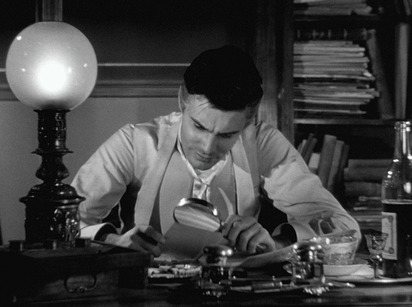 Letter from an Unknown Woman (1948) —  shot,  lighting