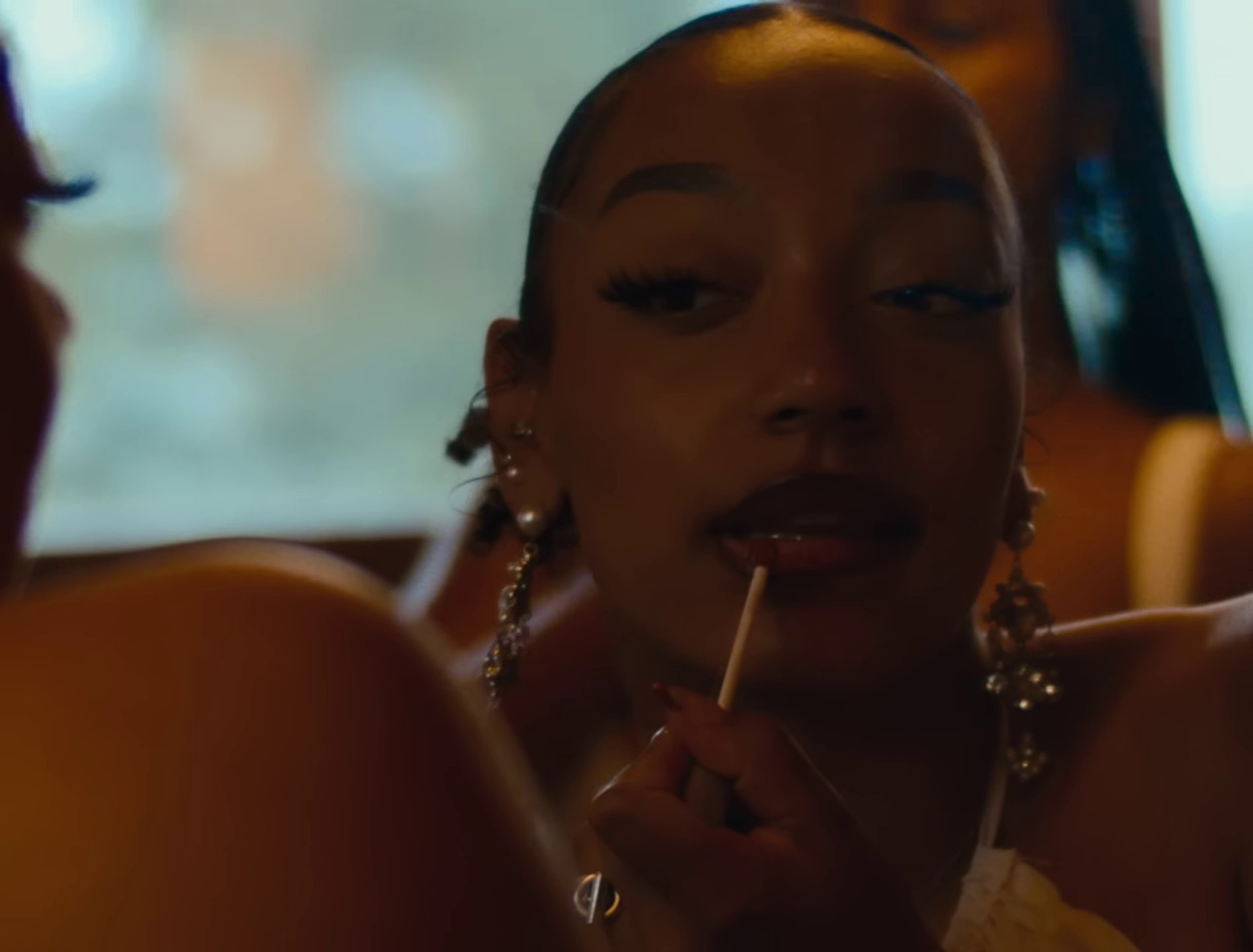 Instinct Animal (2024) —  shot,  lighting