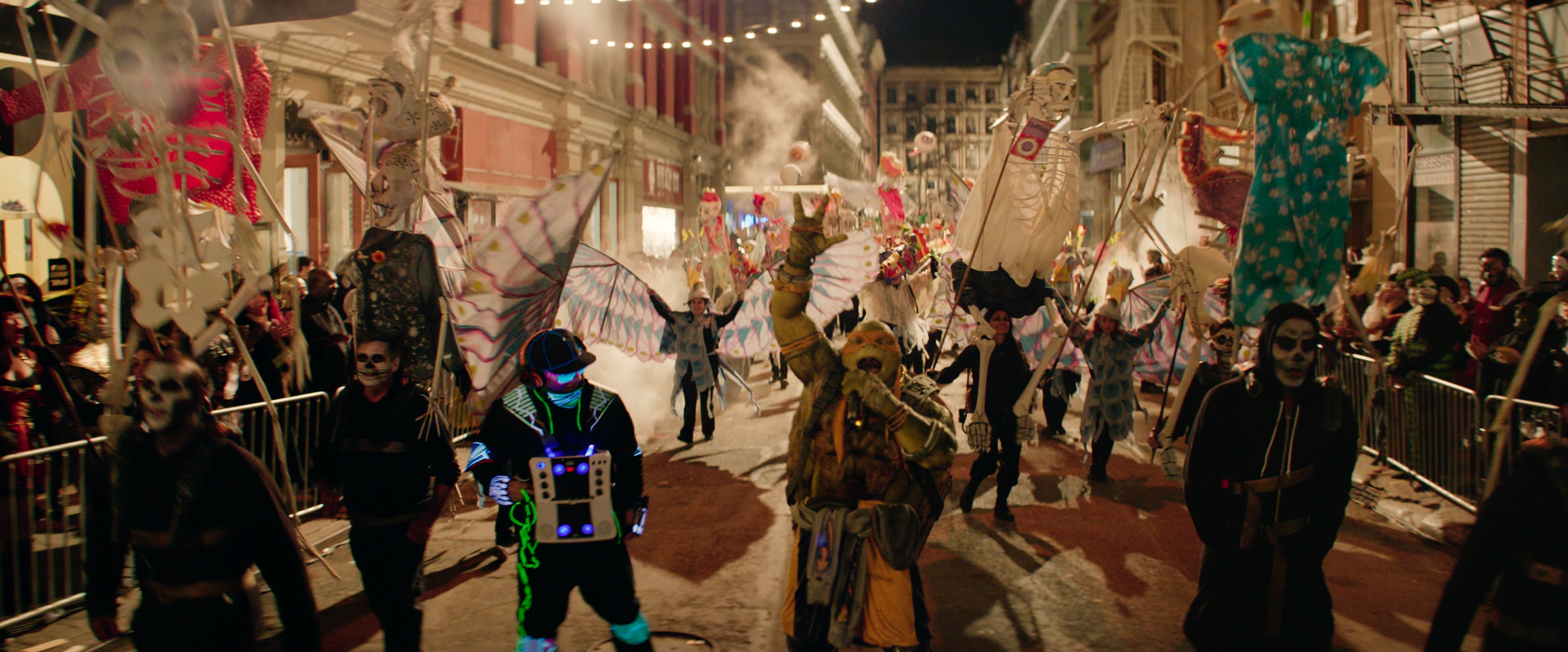 Teenage Mutant Ninja Turtles: Out of the Shadows (2016) —  shot,  lighting