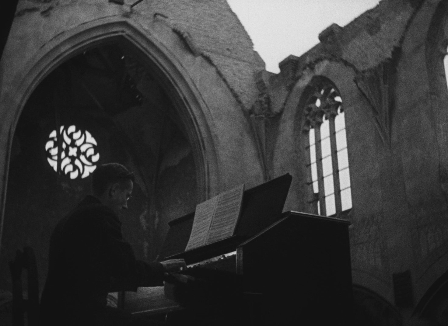 Germany Year Zero (1948) —  shot,  lighting