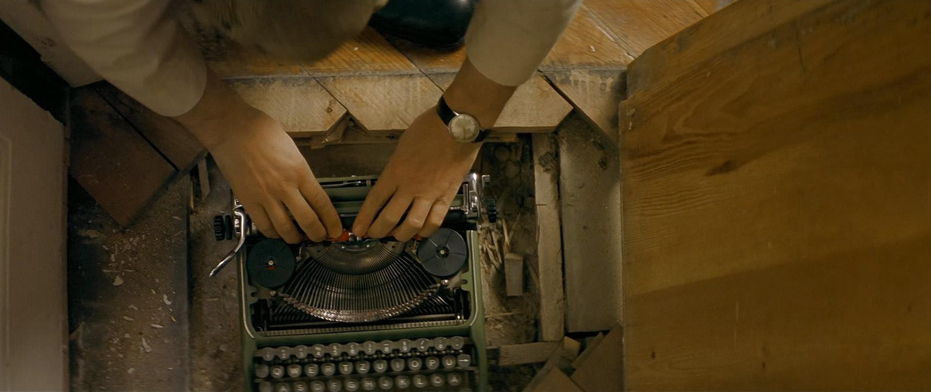 The Lives of Others (2006) —  shot,  lighting