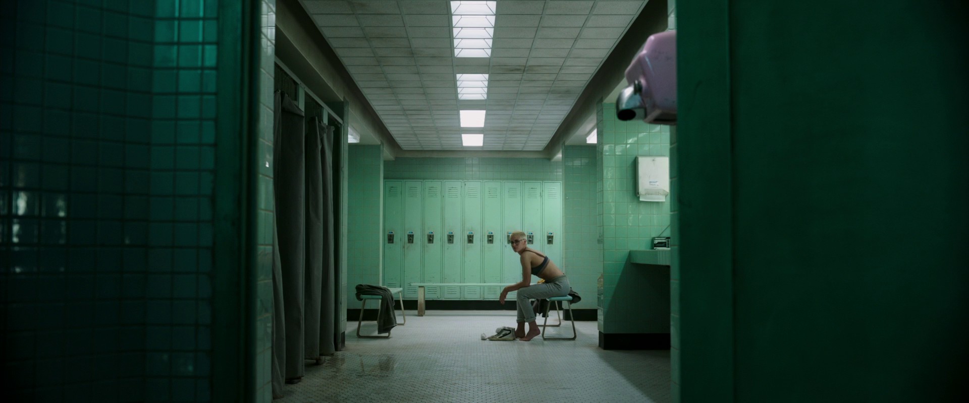 Underwater (2020) —  shot,  lighting