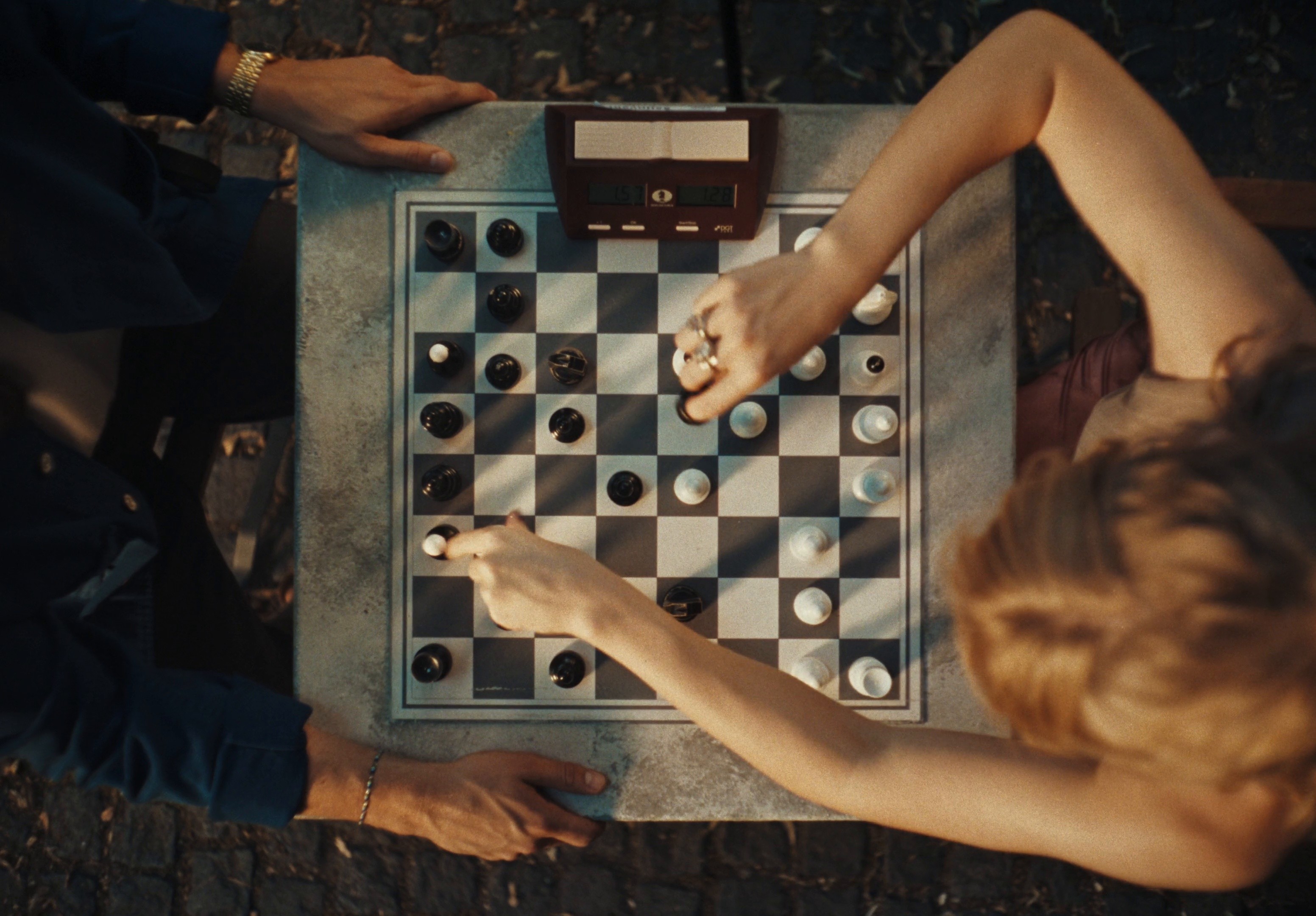 Parship - Let's date happy - Campaign 2024 (2024) —  shot,  lighting