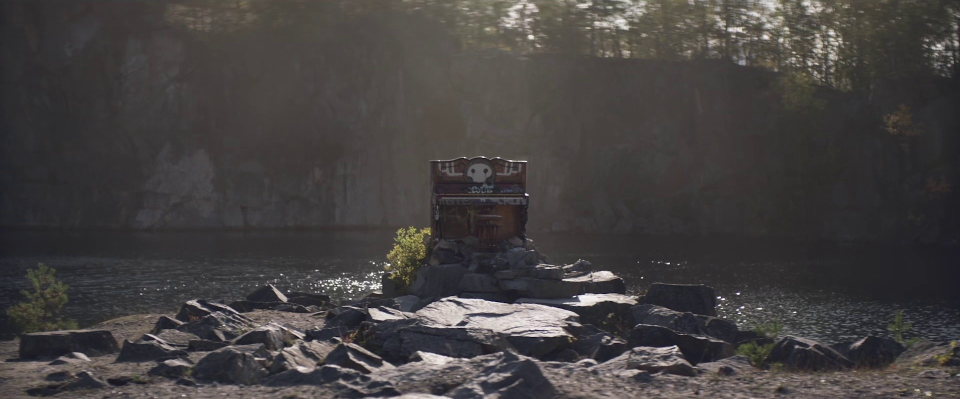 Geronimo (2020) —  shot,  lighting