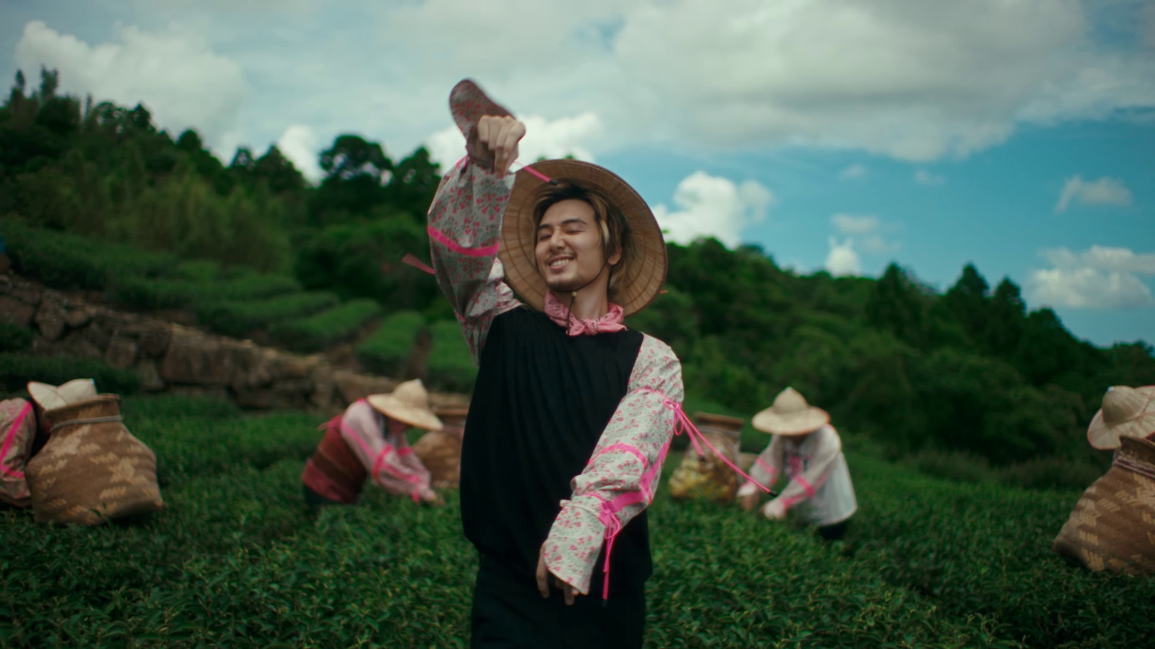 Workin' Hard (2023) —  shot,  lighting