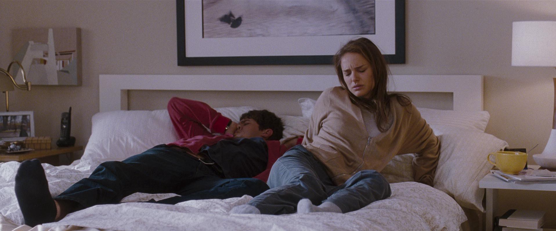 No Strings Attached (2011) —  shot,  lighting